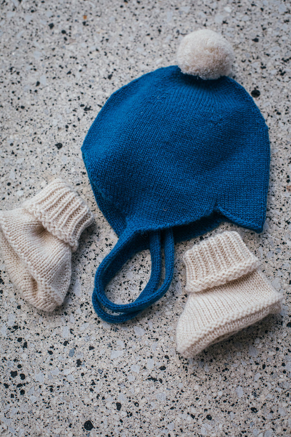 Cashmere Baby Bonnet, Calder with Ivory Pom